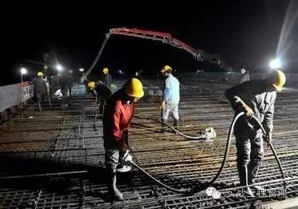 地下車庫(kù)混凝土澆筑整平施工方案是什么？