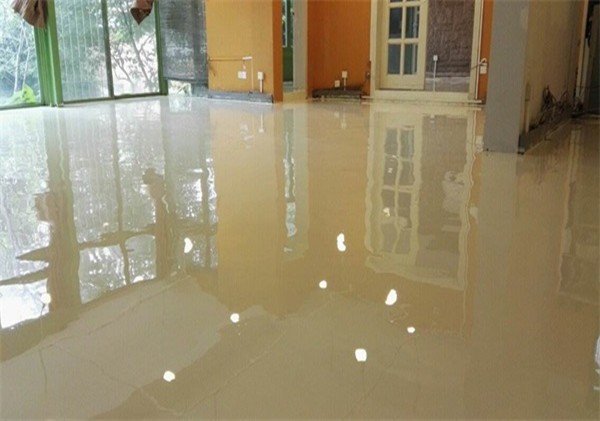 環(huán)氧地坪施工在夏天高溫期間能不能施工
