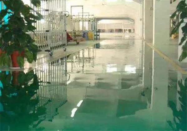 水性環(huán)氧地坪漆的底漆有什么作用，水性地坪漆可以不做底漆嗎
