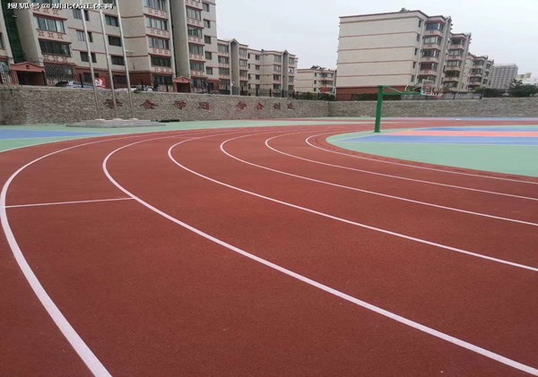 塑膠跑道施工工序